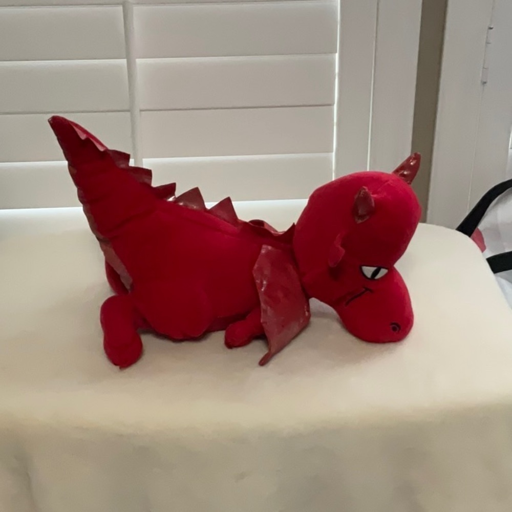 Dino - Picture 3 of 8